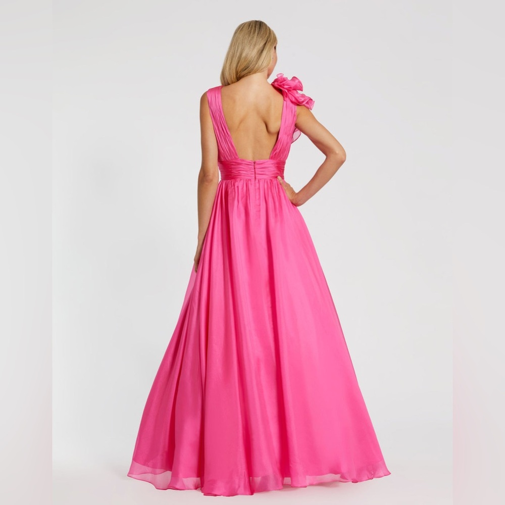 Mac Duggal Pink Ruffle Shoulder V-Neck Chiffon Gown - Picture 3 of 7